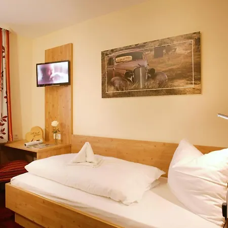 Natur- Und Sporthotel Zuflucht 3*